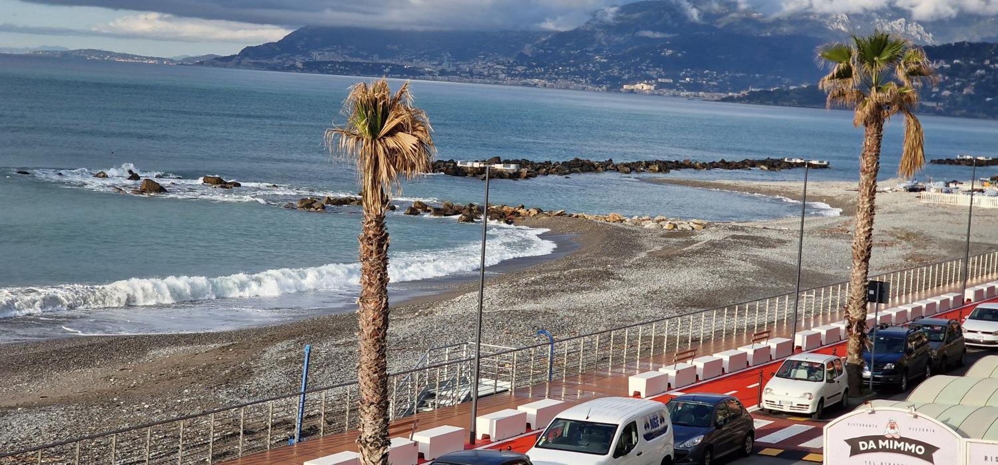 Ferienwohnung Mare Blu Ventimiglia Exterior foto