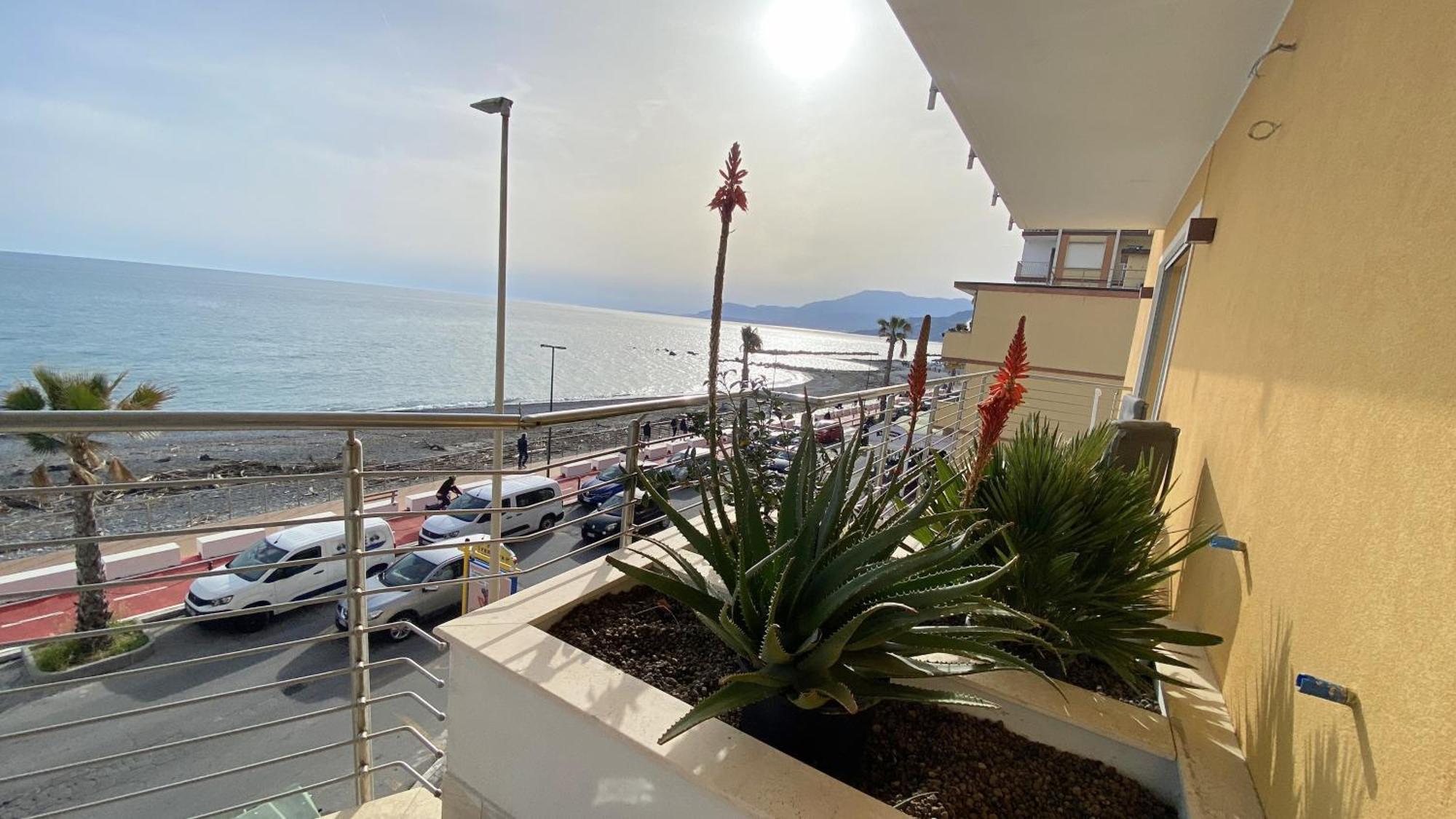 Ferienwohnung Mare Blu Ventimiglia Exterior foto