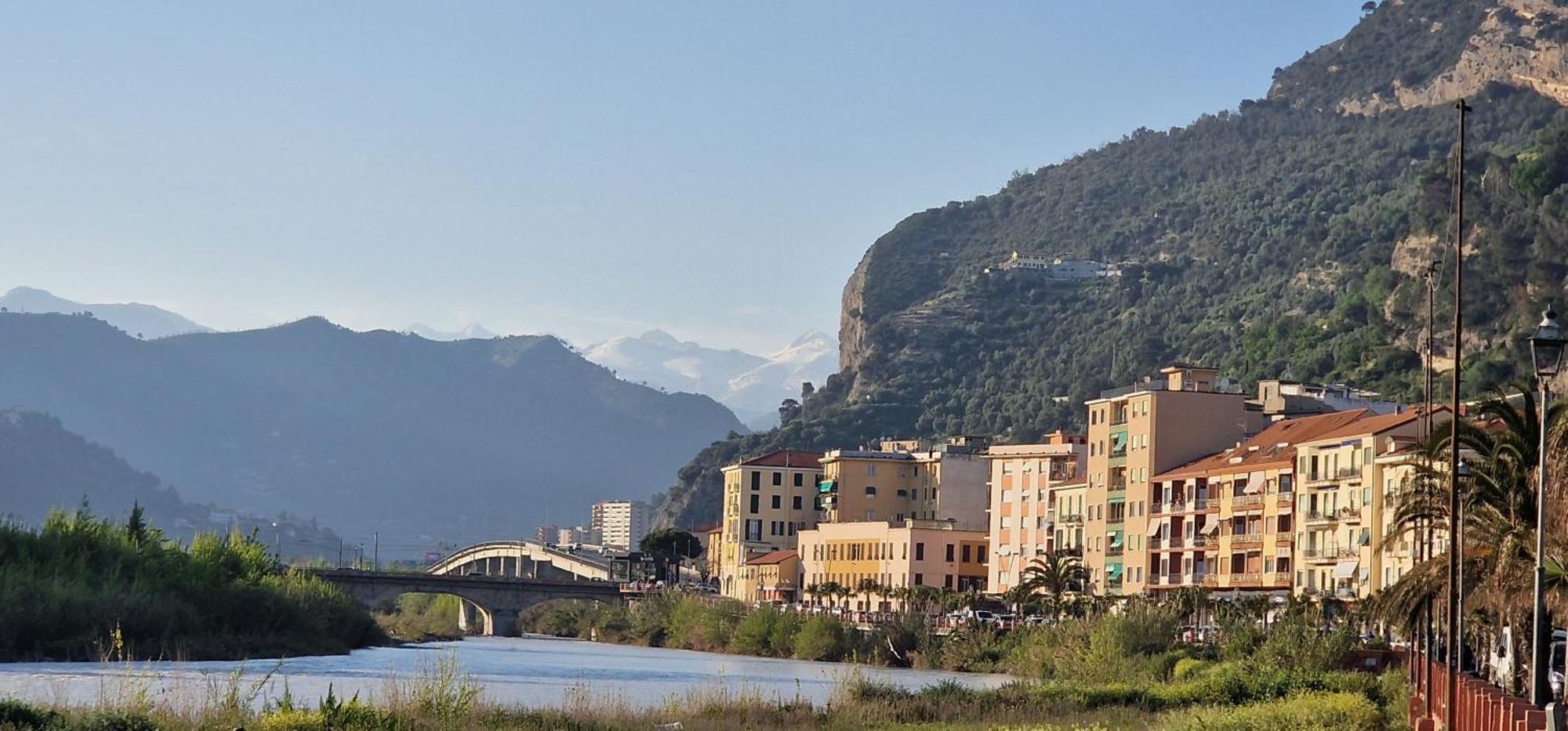 Ferienwohnung Mare Blu Ventimiglia Exterior foto